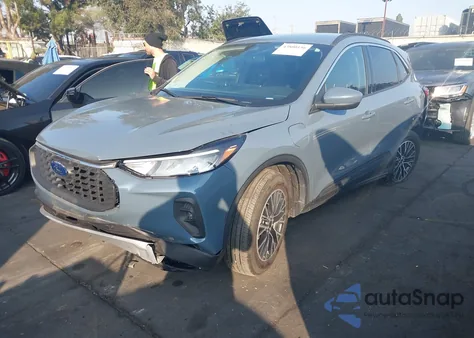 2023 Ford Escape Phev из США, поврежденный, VIN 1FMCU0E12PUA30506